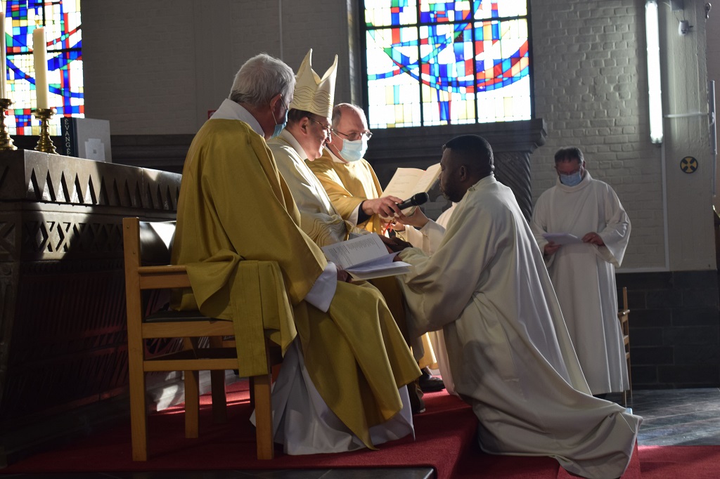Ordination diaconale Jean Laurent Nlasa Saint Ghislain 11