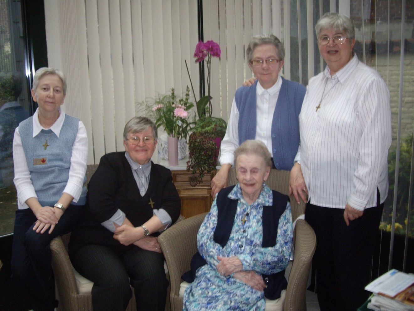 300 bougies pour les soeurs de Saint-Charles de Dottignies