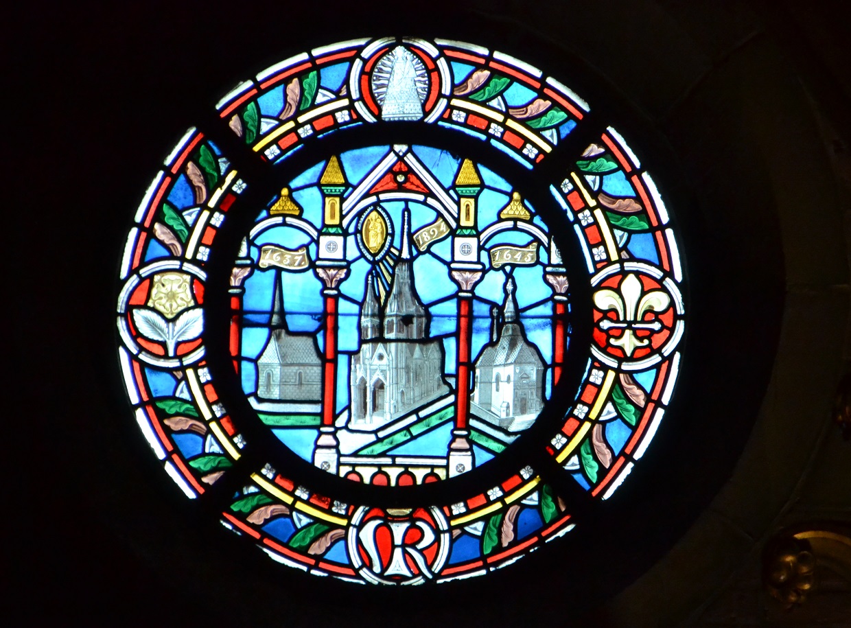 Nouvelle publication du CIPAR : l’art du vitrail mis en lumière