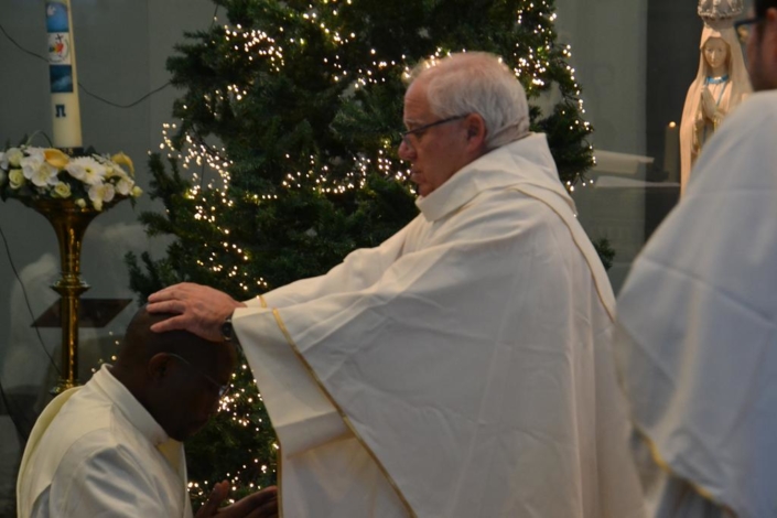 2026 01 04 – Ordination presbytérale d’Etienne-Marie Bahati (Herseaux) (25)