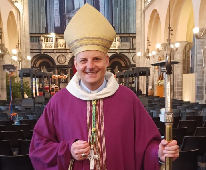 Photo Nouvel évêque 3