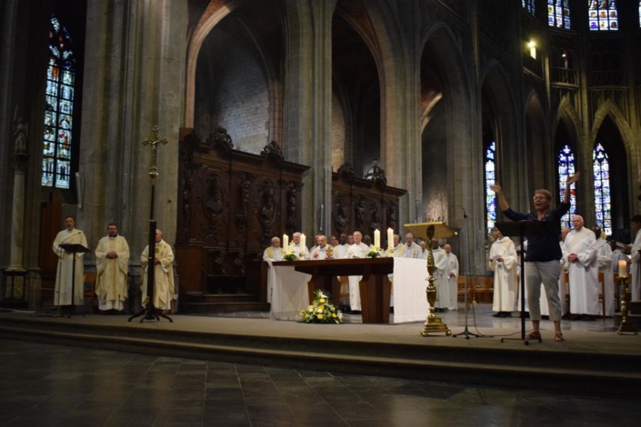 13 09 2026 – Installation de l’abbé Lorette (Collégiale Sainte-Waudru) (8)